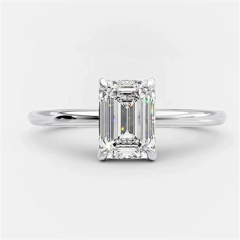Lab-Grown Diamond Emerald Cut Ring in 18K Gold